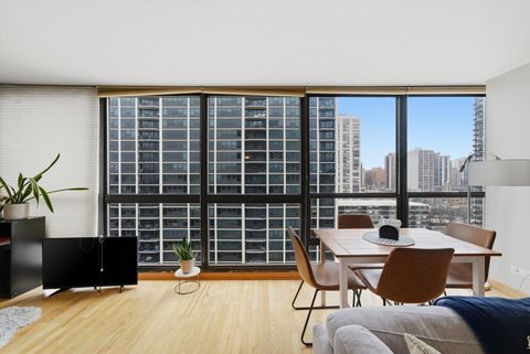 Tiny photo for 1540 N La Salle Drive #1103, Chicago, IL 60610 (MLS # 12577644)