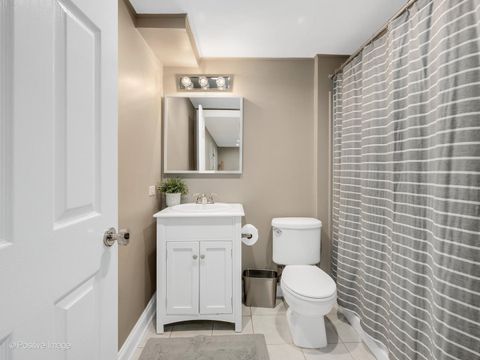 Tiny photo for 702 Courtland Circle, Western Springs, IL 60558 (MLS # 12569332)