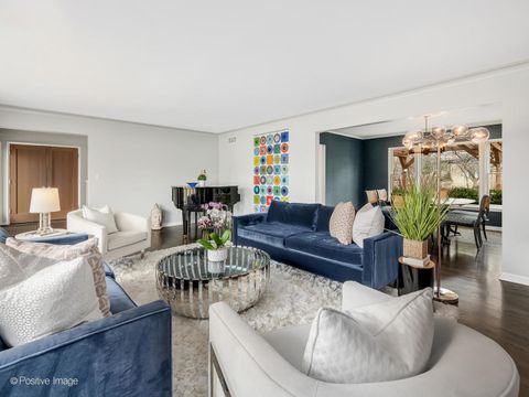 Tiny photo for 702 Courtland Circle, Western Springs, IL 60558 (MLS # 12569332)