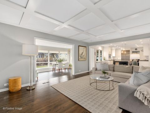 Tiny photo for 702 Courtland Circle, Western Springs, IL 60558 (MLS # 12569332)