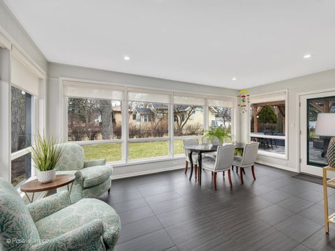 Tiny photo for 702 Courtland Circle, Western Springs, IL 60558 (MLS # 12569332)