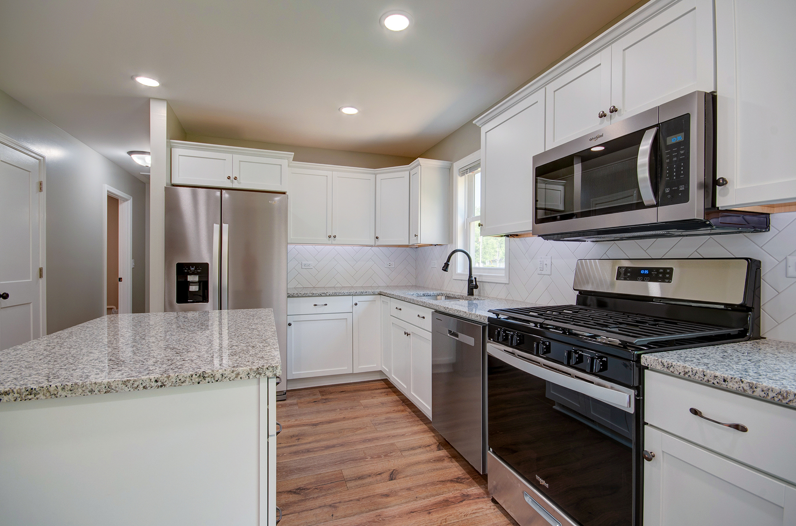 382 W 3rd Street