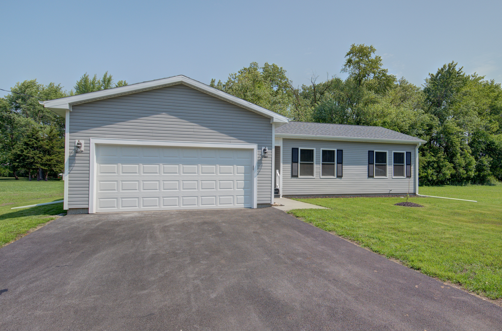 382 W 3rd Street