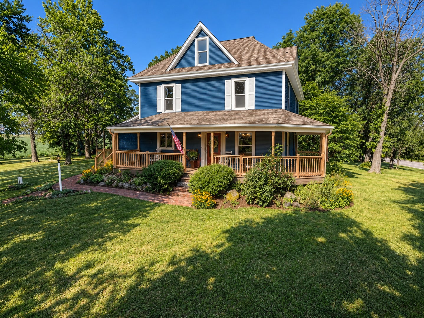 23 E 1500 North Road