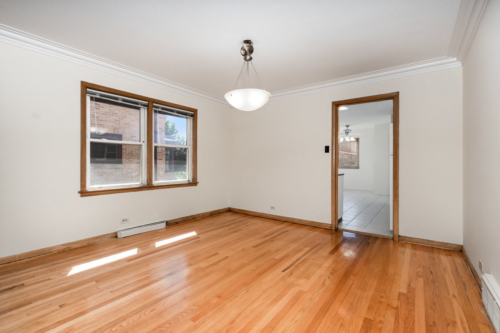 9310 S Claremont Avenue