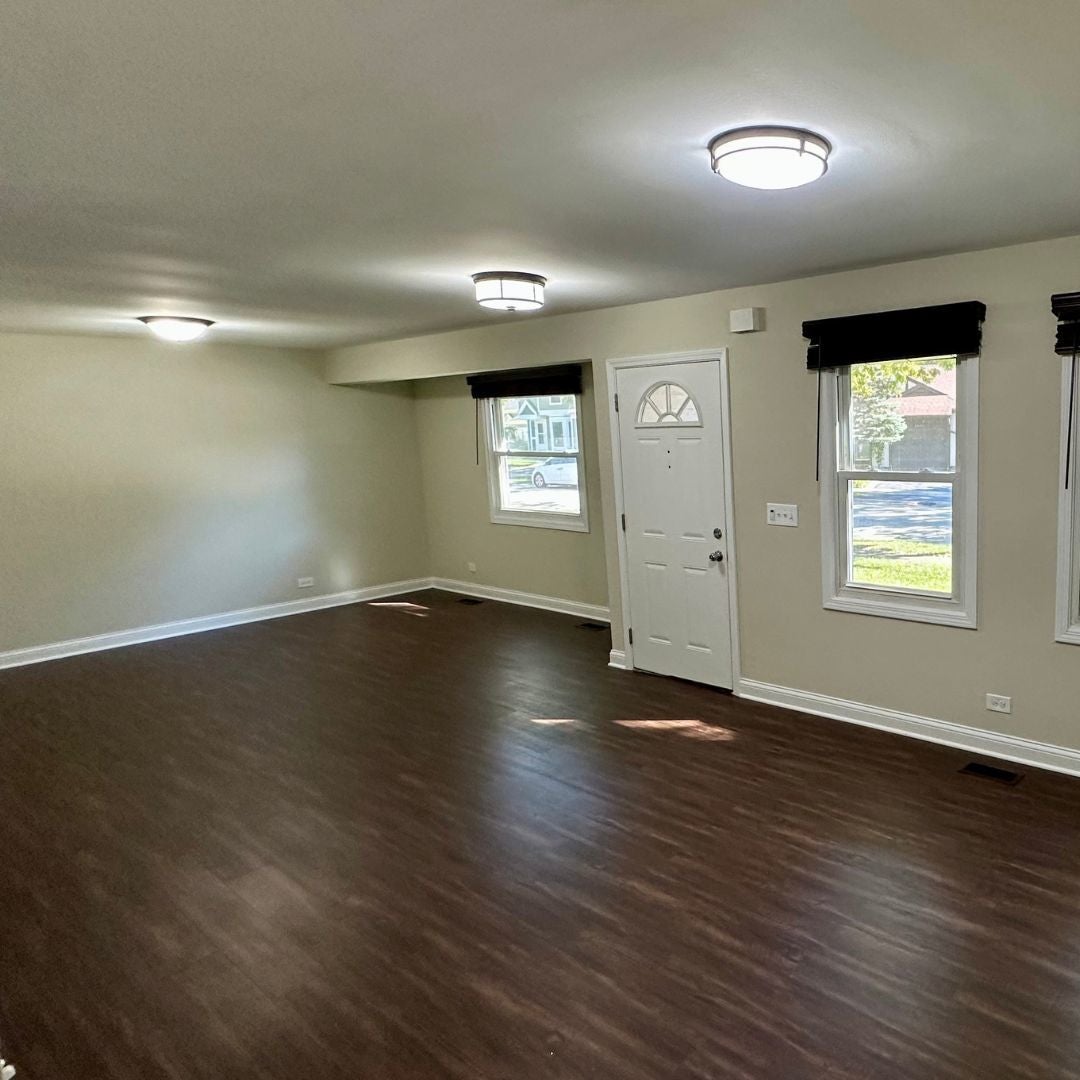 2690 Crosscreek Court