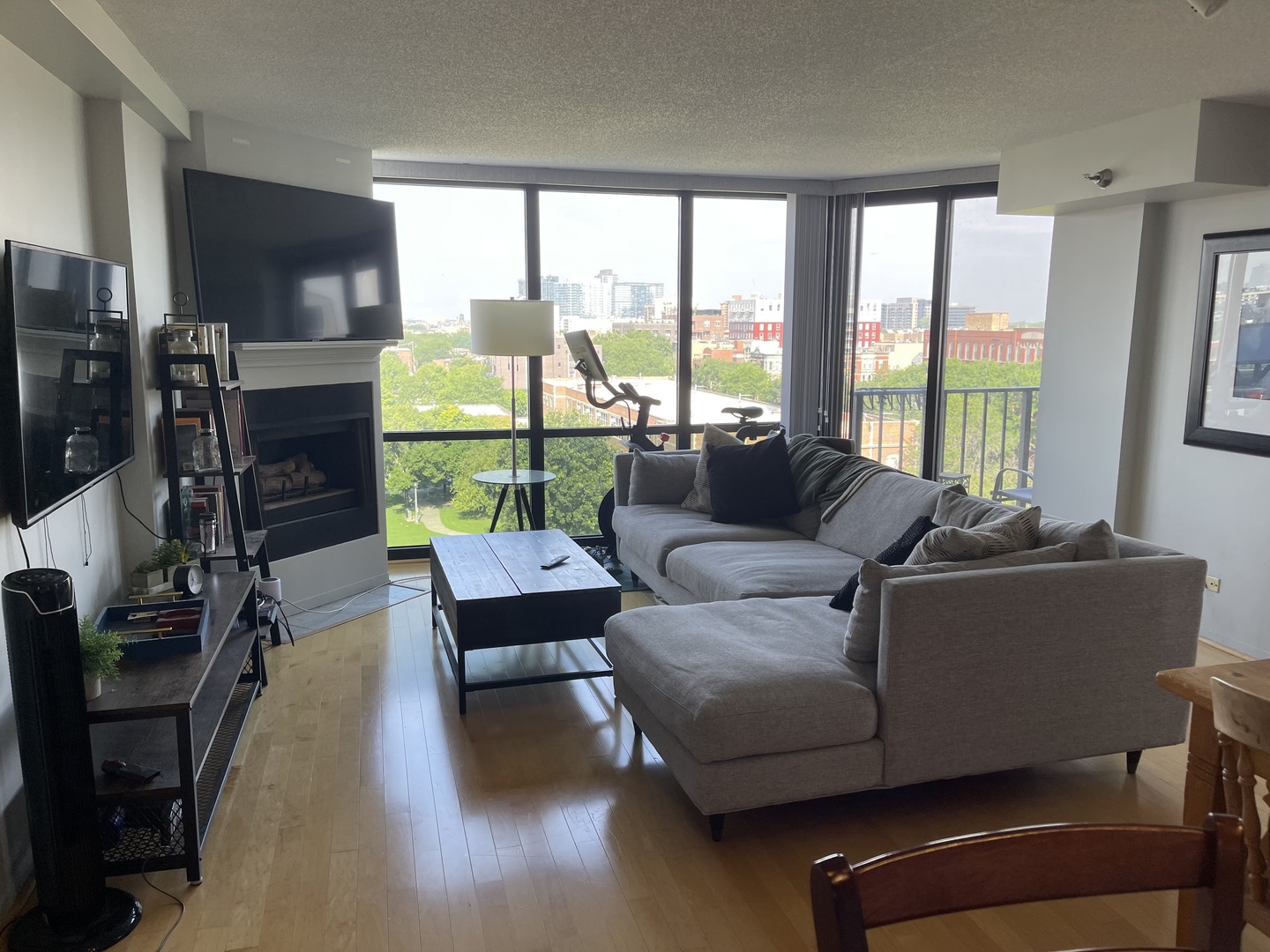 1309 N Wells Street 801