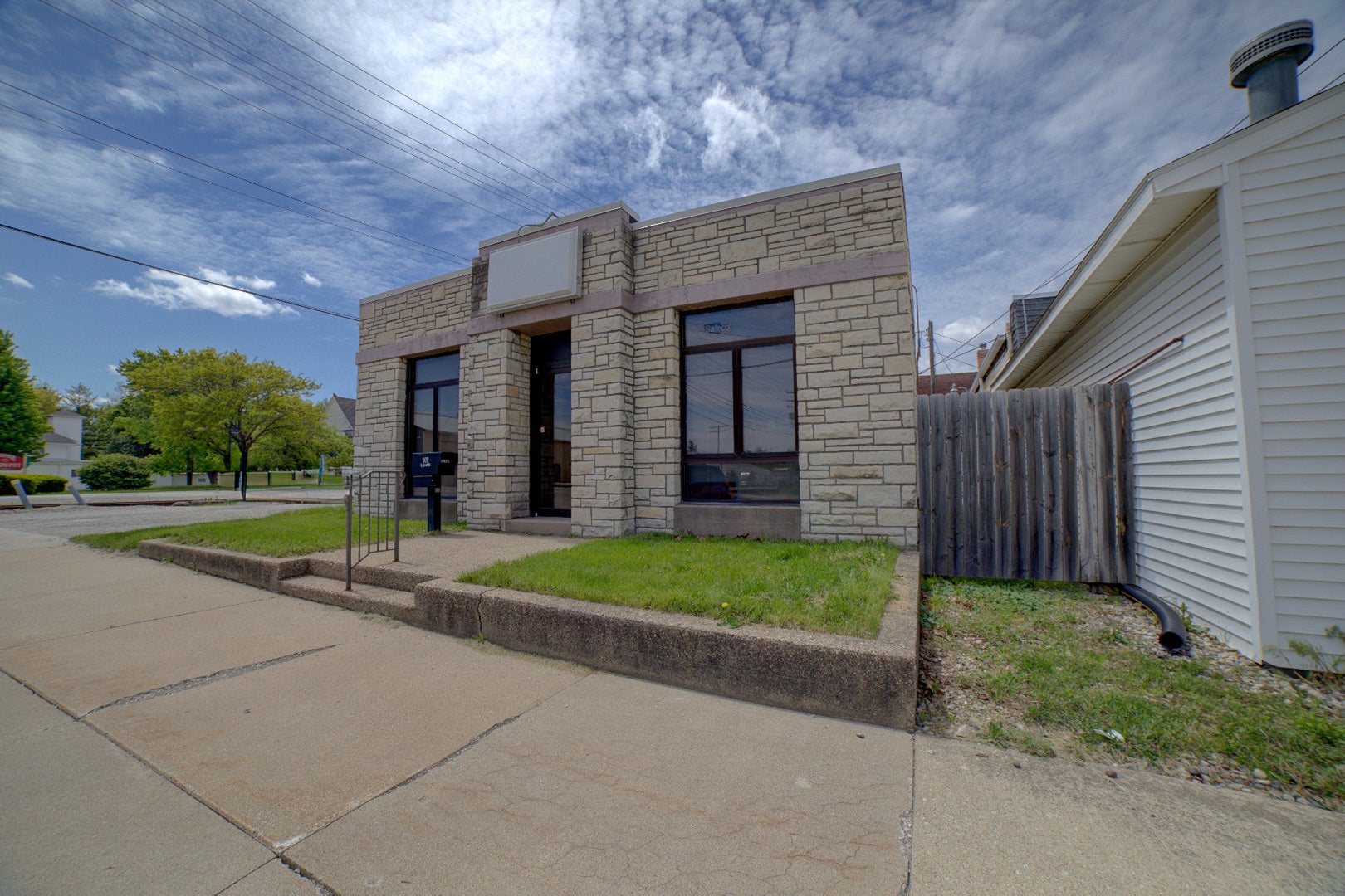 109 S 2nd Street