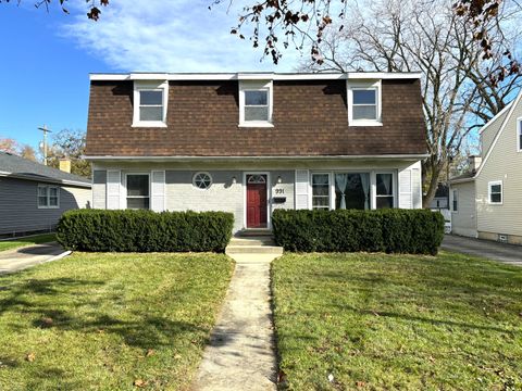 A home in Elmhurst