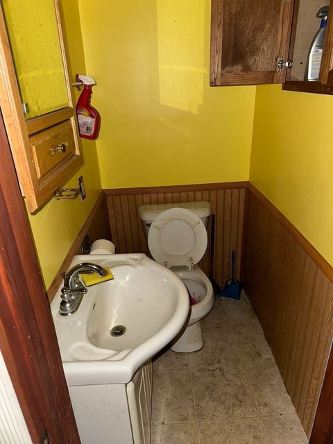 Tiny photo for 907 S PEORIA Avenue, Dixon, IL 61021 (MLS # 12570422)