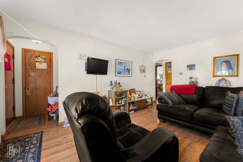 Tiny photo for 3645 W Dickens Avenue, Chicago, IL 60647 (MLS # 12473816)