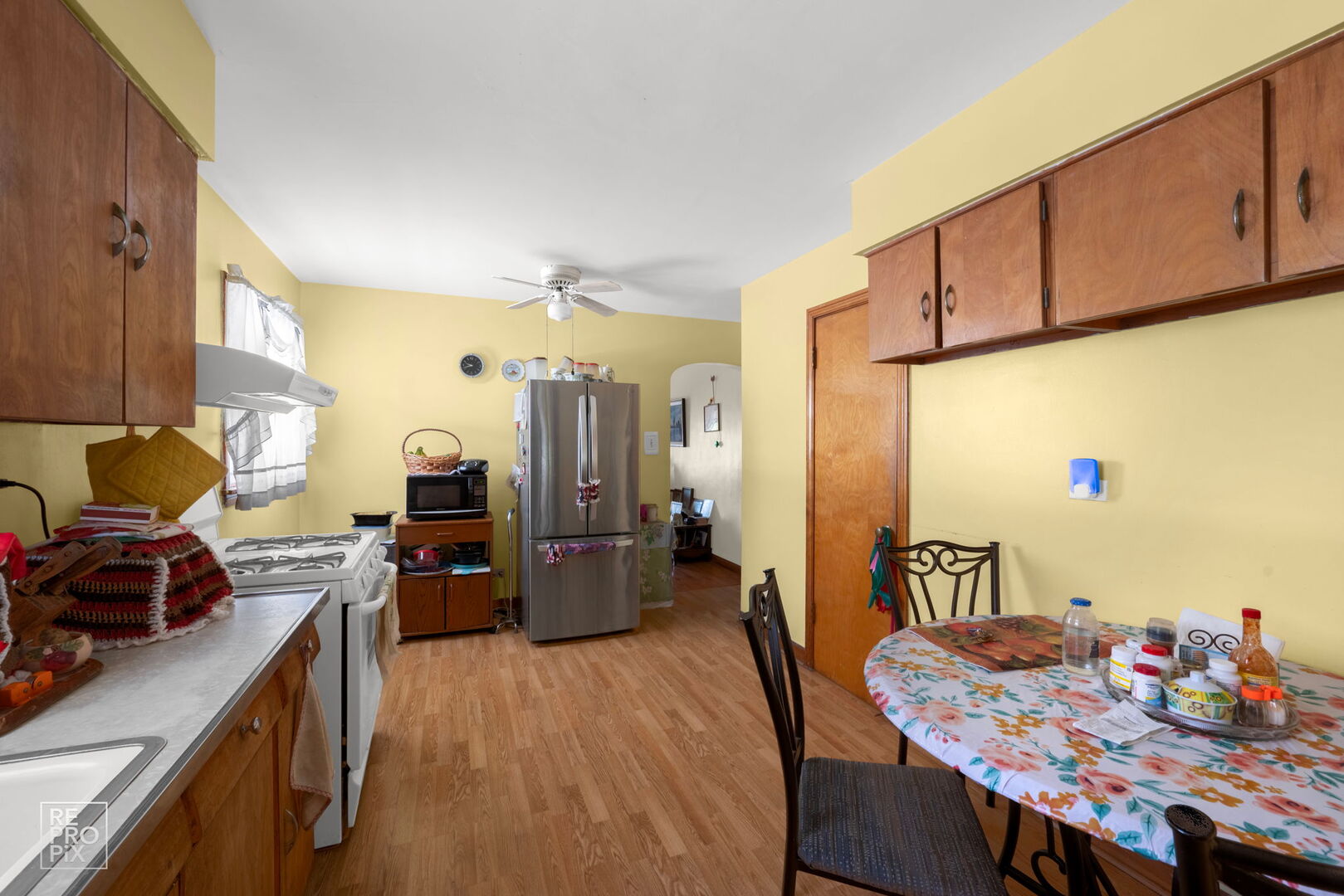 3645 W Dickens Avenue