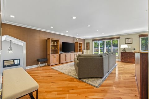 Tiny photo for 6N464 Neva Terrace, Itasca, IL 60143 (MLS # 12466926)