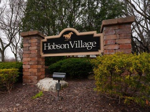 Tiny photo for 1006 Whirlaway Avenue, Naperville, IL 60540 (MLS # 12589728)