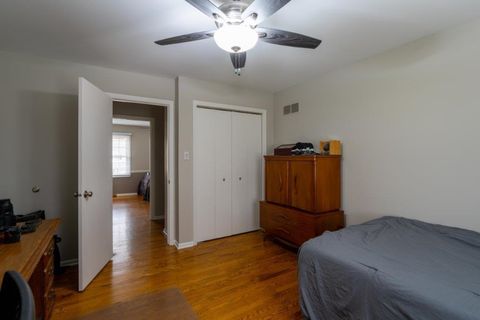 Tiny photo for 1006 Whirlaway Avenue, Naperville, IL 60540 (MLS # 12589728)