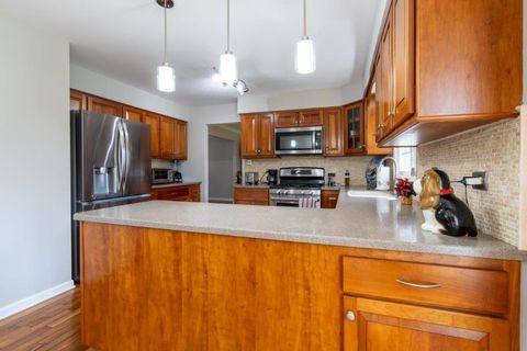 Tiny photo for 1006 Whirlaway Avenue, Naperville, IL 60540 (MLS # 12589728)