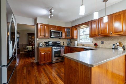 Tiny photo for 1006 Whirlaway Avenue, Naperville, IL 60540 (MLS # 12589728)