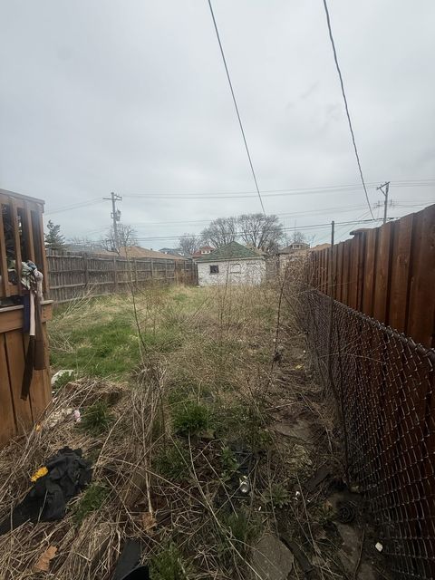 Tiny photo for 7337 S Indiana Avenue, Chicago, IL 60619 (MLS # 12616649)