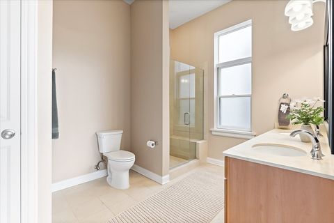 Tiny photo for 1815 N MILWAUKEE Avenue #402, Chicago, IL 60647 (MLS # 12514883)