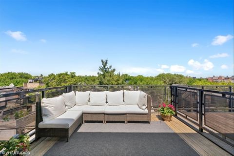 Tiny photo for 1815 N MILWAUKEE Avenue #402, Chicago, IL 60647 (MLS # 12514883)