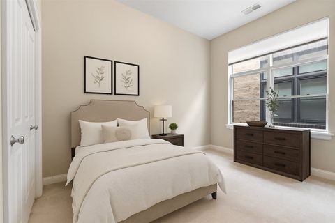 Tiny photo for 1815 N MILWAUKEE Avenue #402, Chicago, IL 60647 (MLS # 12514883)