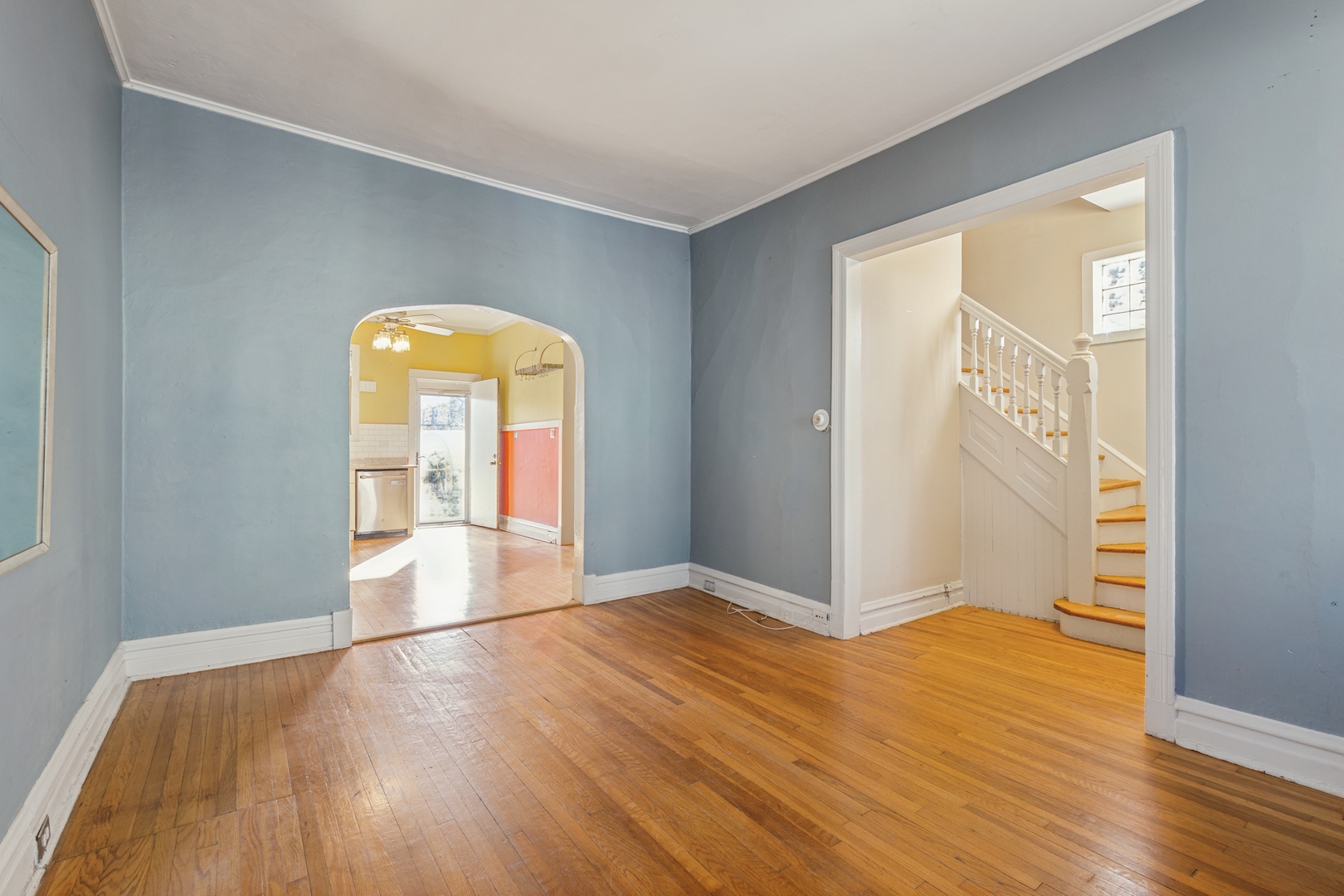 2721 W Prindiville Street