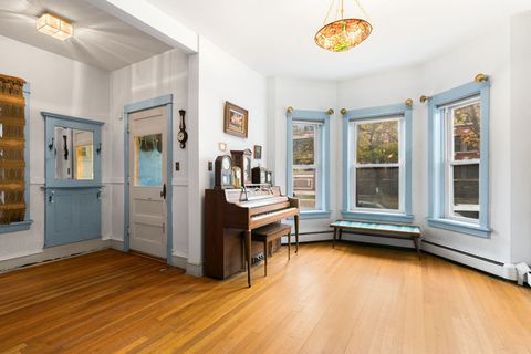 Tiny photo for 5232 S Greenwood Avenue, Chicago, IL 60615 (MLS # 12523410)