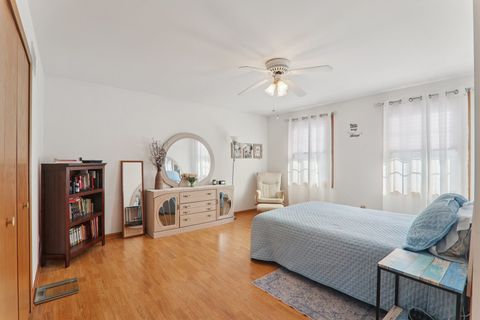 Tiny photo for 13500 Lavergne Avenue, Crestwood, IL 60418 (MLS # 12602875)