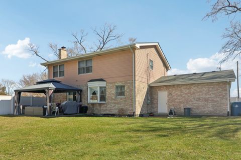 Tiny photo for 13500 Lavergne Avenue, Crestwood, IL 60418 (MLS # 12602875)