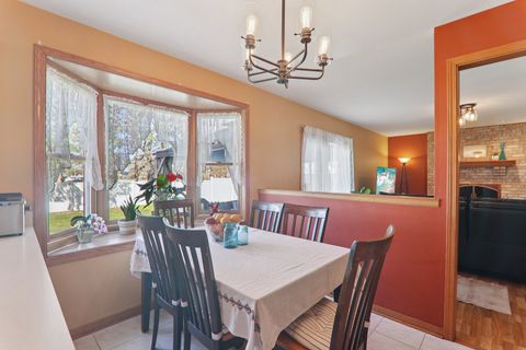 Tiny photo for 13500 Lavergne Avenue, Crestwood, IL 60418 (MLS # 12602875)