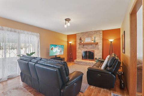 Tiny photo for 13500 Lavergne Avenue, Crestwood, IL 60418 (MLS # 12602875)