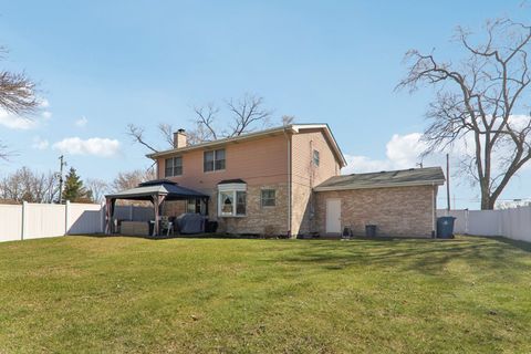 Tiny photo for 13500 Lavergne Avenue, Crestwood, IL 60418 (MLS # 12602875)