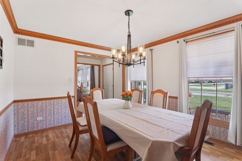 Tiny photo for 13500 Lavergne Avenue, Crestwood, IL 60418 (MLS # 12602875)