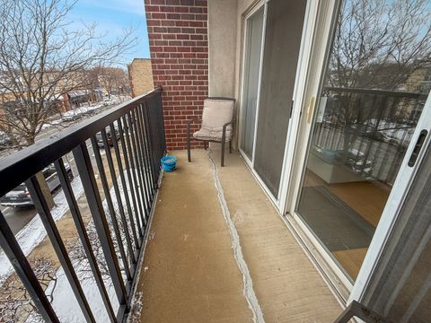Tiny photo for 5840 W Lawrence Avenue #301, Chicago, IL 60630 (MLS # 12598297)