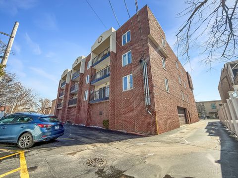 Tiny photo for 5840 W Lawrence Avenue #301, Chicago, IL 60630 (MLS # 12598297)