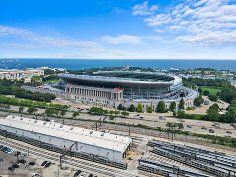 Tiny photo for 1600 S Prairie Avenue #1507, Chicago, IL 60616 (MLS # 12461517)