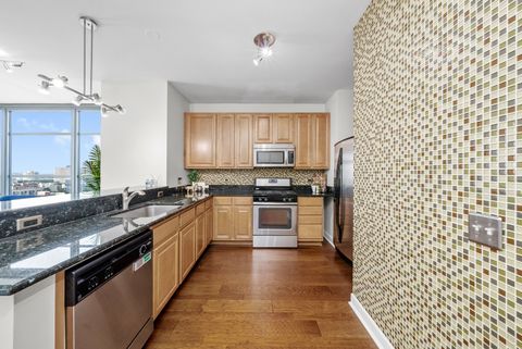 Tiny photo for 1600 S Prairie Avenue #1507, Chicago, IL 60616 (MLS # 12461517)