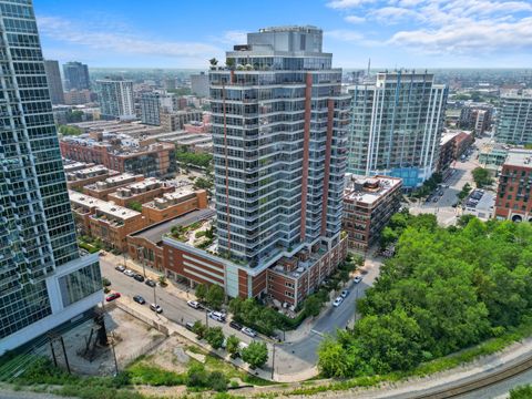 Tiny photo for 1600 S Prairie Avenue #1507, Chicago, IL 60616 (MLS # 12461517)