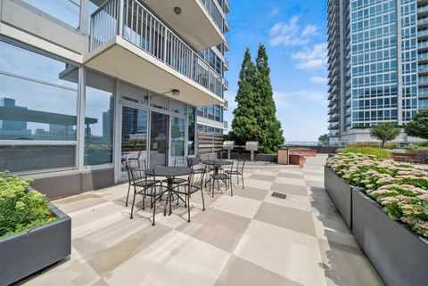 Tiny photo for 1600 S Prairie Avenue #1507, Chicago, IL 60616 (MLS # 12461517)