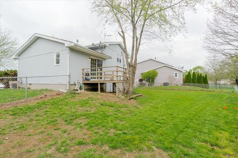 Tiny photo for 1315 Bancroft Drive, Bloomington, IL 61704 (MLS # 12622860)