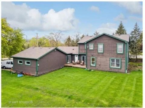 Tiny photo for 19738 W Martin Drive, Mundelein, IL 60060 (MLS # 12512937)