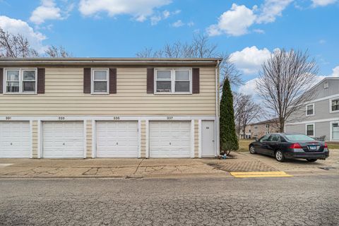 Tiny photo for 337 Mallard Court, Vernon Hills, IL 60061 (MLS # 12630592)