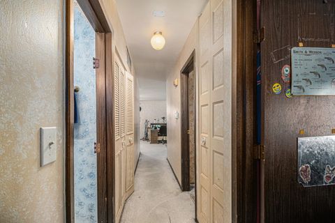Tiny photo for 337 Mallard Court, Vernon Hills, IL 60061 (MLS # 12630592)