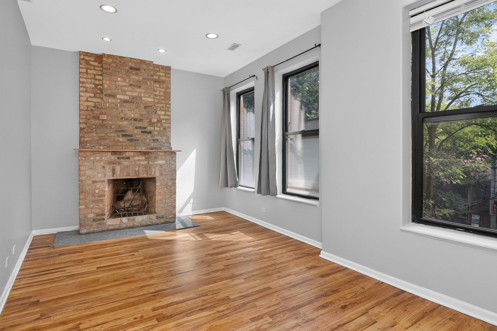 1422 W TAYLOR Street 3