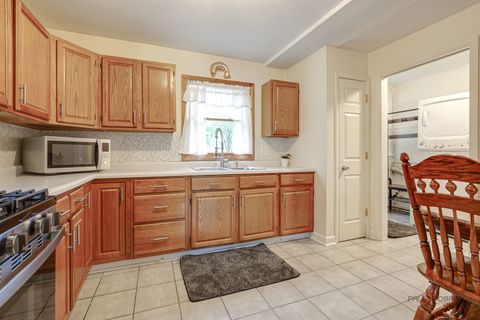 Tiny photo for 805 E Rockland Road, Libertyville, IL 60048 (MLS # 12623694)