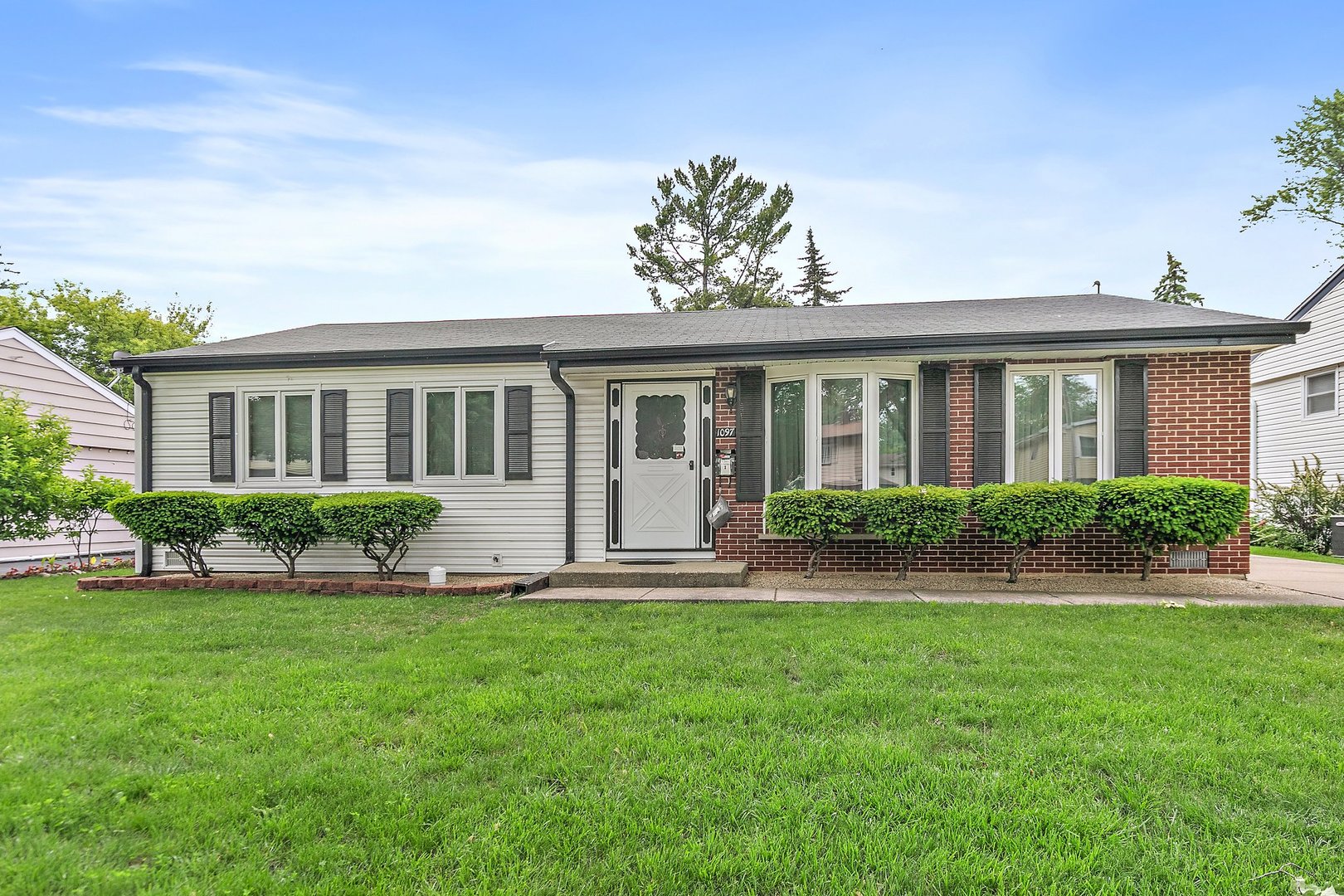 1097 Valley Stream Drive