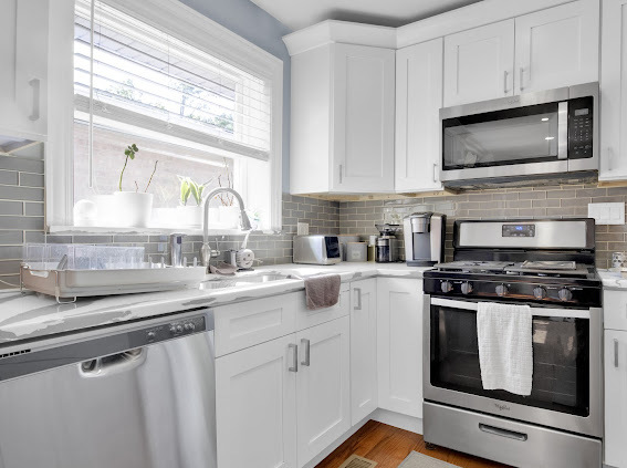 4339 W 83rd Street