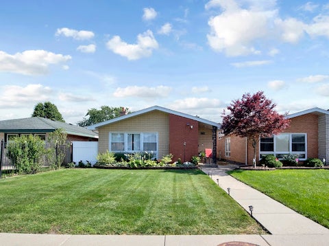 Tiny photo for 4339 W 83rd Street, Chicago, IL 60652 (MLS # 12697586)