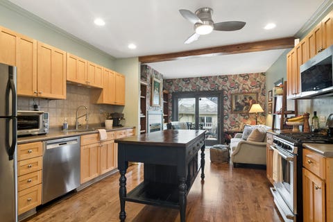 Tiny photo for 123 Raymond Avenue, Barrington, IL 60010 (MLS # 12688385)