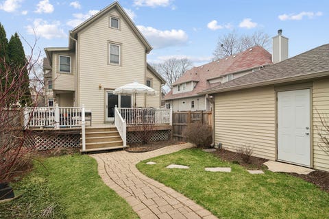 Tiny photo for 123 Raymond Avenue, Barrington, IL 60010 (MLS # 12688385)